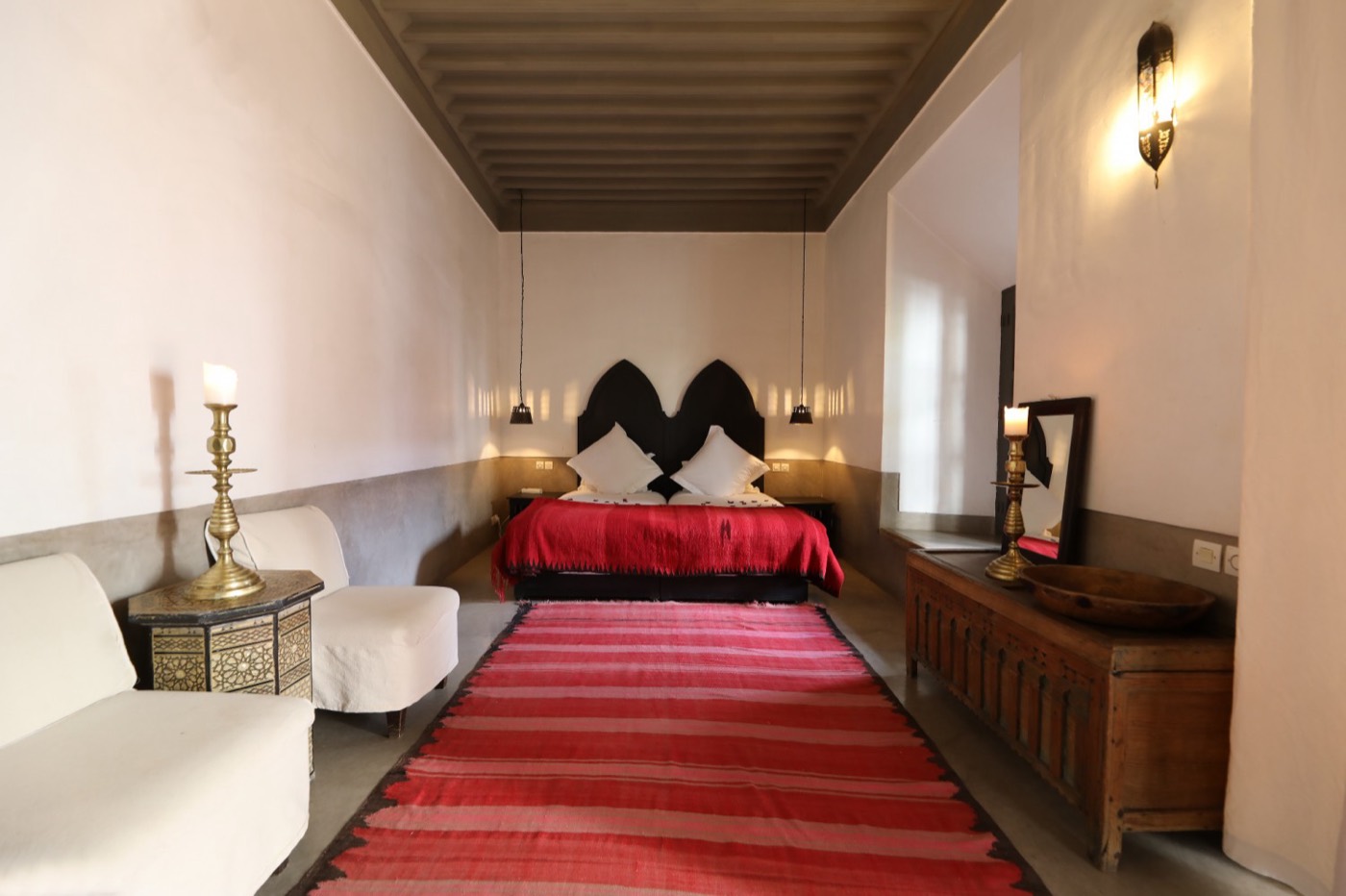 La Suite Salon et sa double porte mauresque
